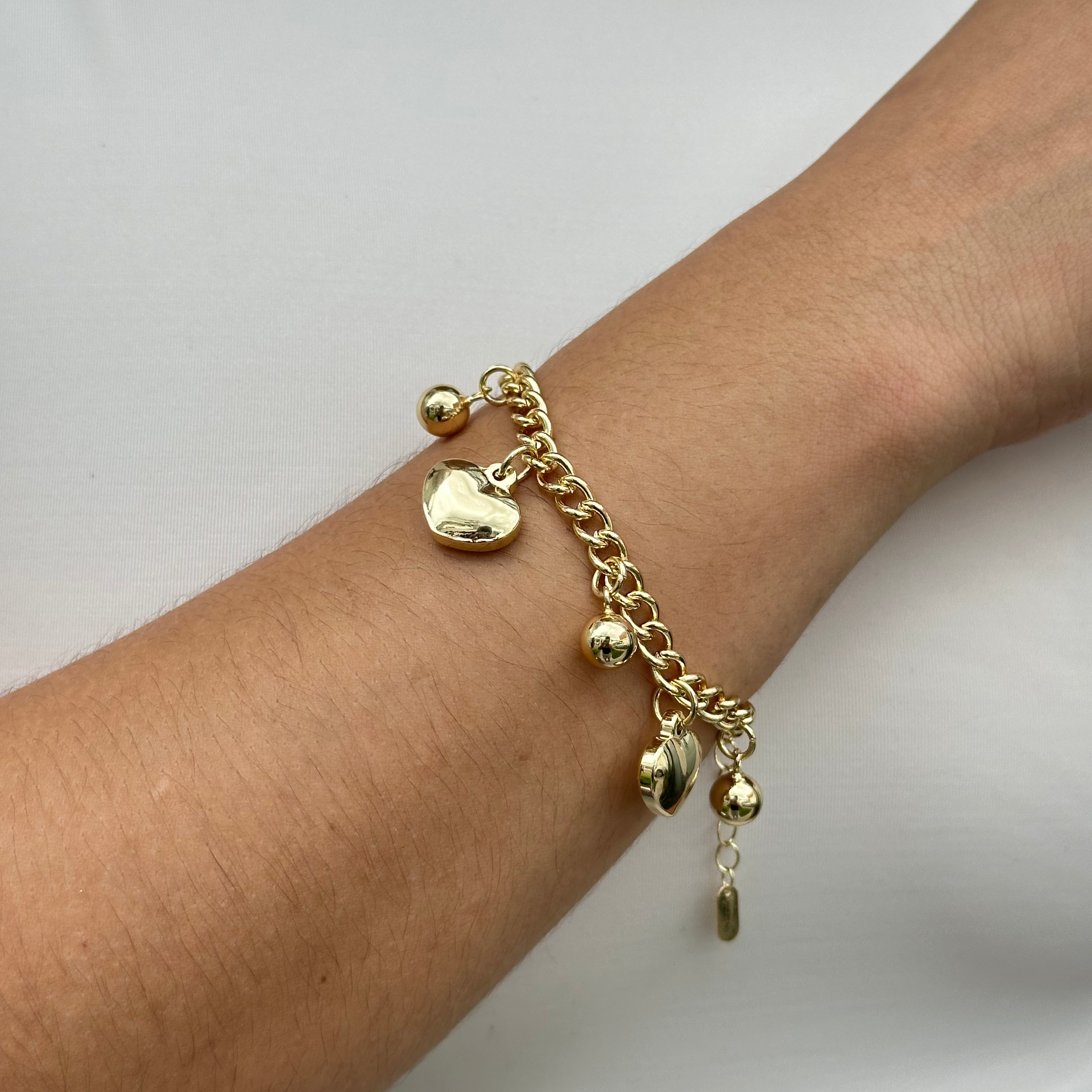 PULSERA CORAZONES